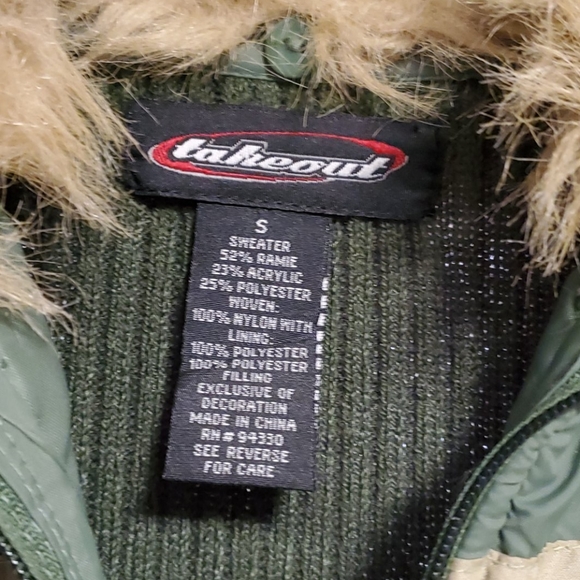 Green jacket with removable faux fur collar - Picture 6 of 9